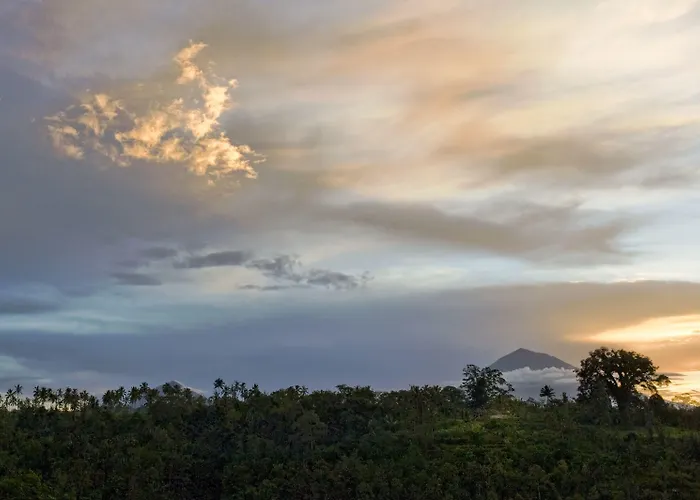 Awan Putih Ubud 4*
